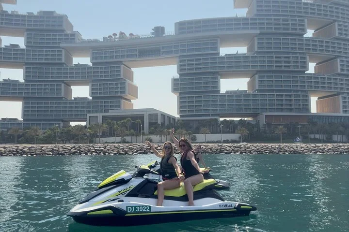 Dubai Jet ski 60 minute Guided Sightseeing Tour
