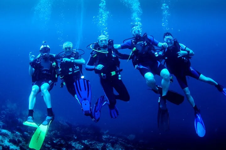 Dubai Jumeirah Scuba Dive Guided Underwater Adventure
