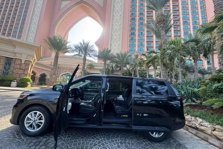 Dubai Layover: City Highlights with Private Airport Transfers