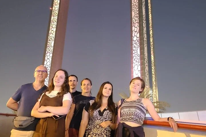 Dubai Layover: City Highlights with Private Airport Transfers