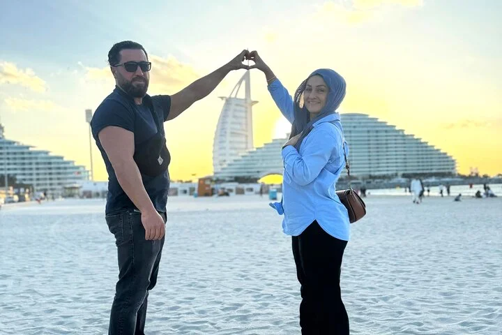 Dubai Layover: City Highlights with Private Airport Transfers