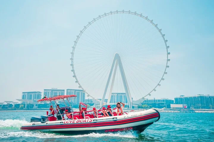 Dubai Love Boat Sightseeing Tour