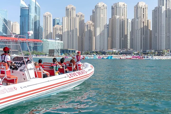 Dubai Love Boat Sightseeing Tour