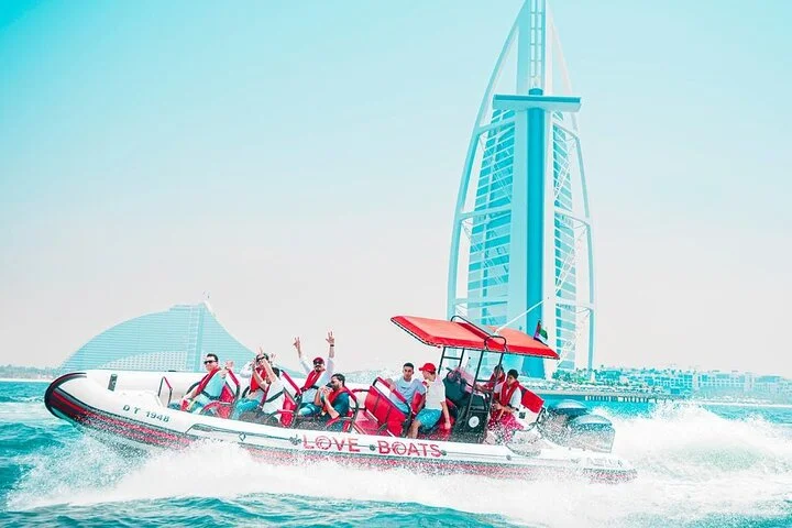 Dubai Love Boat Tour