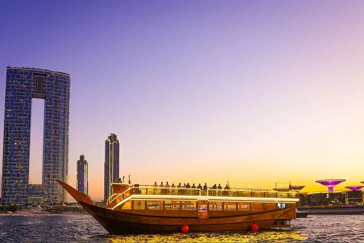 Dubai Marina Cruise with Jack Sparrow Floating Restaurant