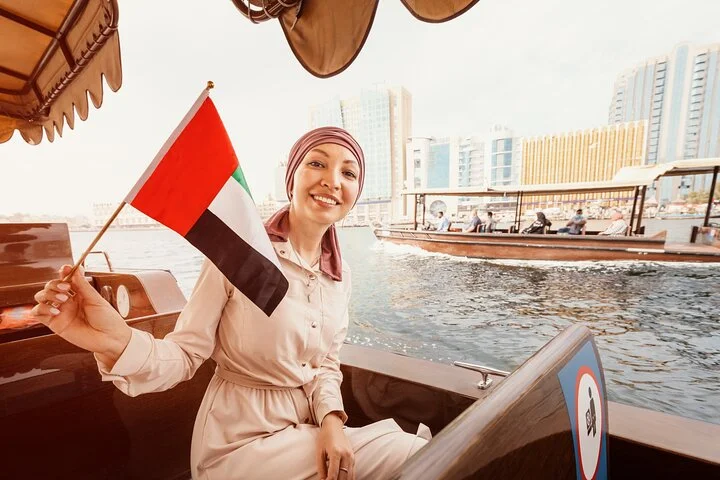 Dubai Marina Cruise with Jack Sparrow Floating Restaurant
