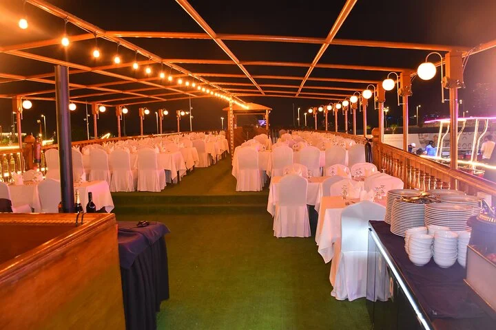 Dubai Marina Dhow Cruise With Buffet Dinner