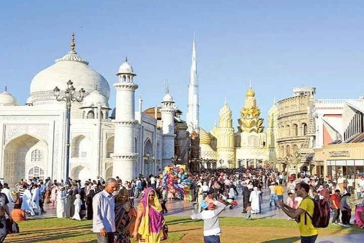 Dubai Miracle Garden and Global Village Tour