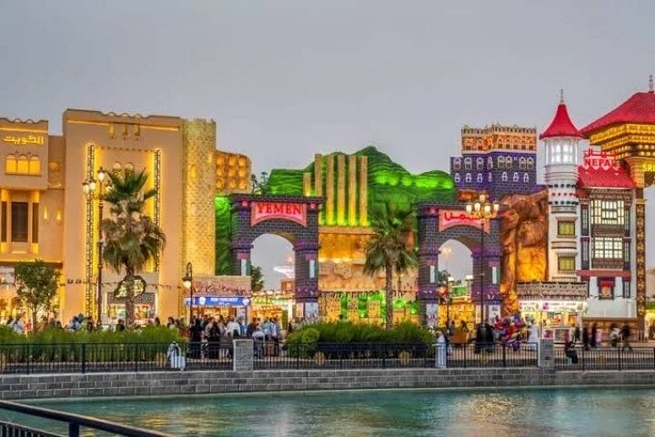 Dubai Miracle Garden and Global Village Tour