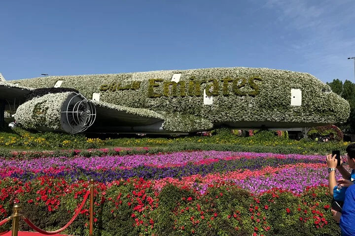 Dubai Miracle Garden Tour with Return Transfer