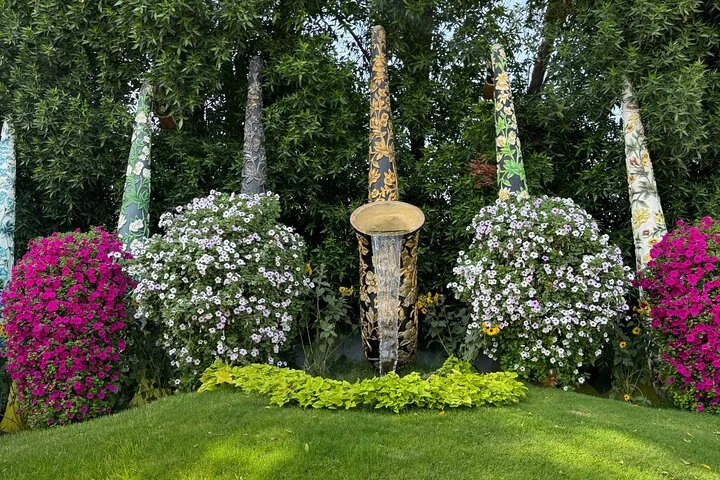 Dubai Miracle Garden Tour with Return Transfer