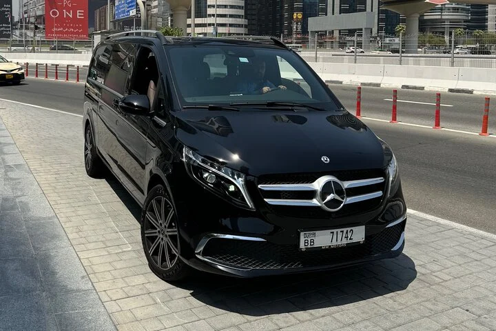 Dubai Miracle Garden Tour with Return Transfer