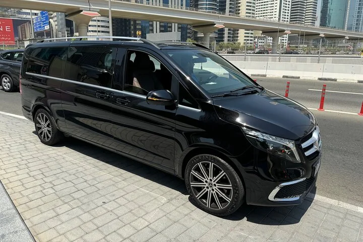 Dubai Miracle Garden Tour with Return Transfer