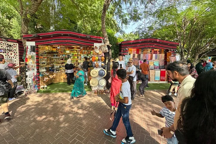 Dubai Miracle Garden Tour with Return Transfer