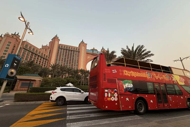 Dubai Modern City Private Tour with Palm Jumeirah & Marina Walk