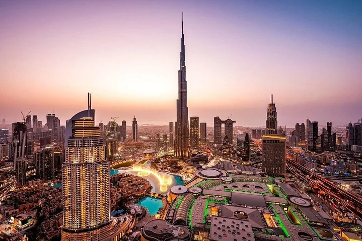 Dubai Modern City Private Tour with Palm Jumeirah & Marina Walk