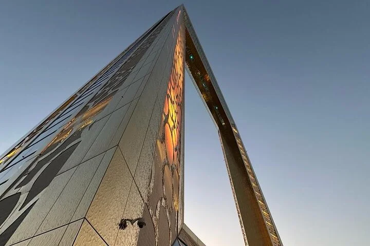 Dubai Night Stopover Layover & Transit Tour + Airport Transfers