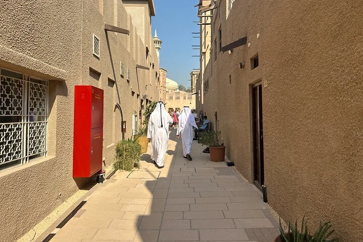 Dubai Old Town Walking Tour with Abra & Traditional Souks