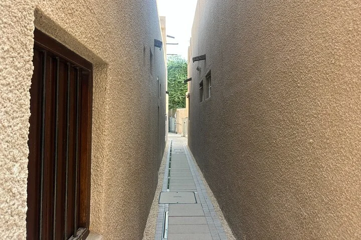 Dubai Old Town Walking Tour with Abra & Traditional Souks