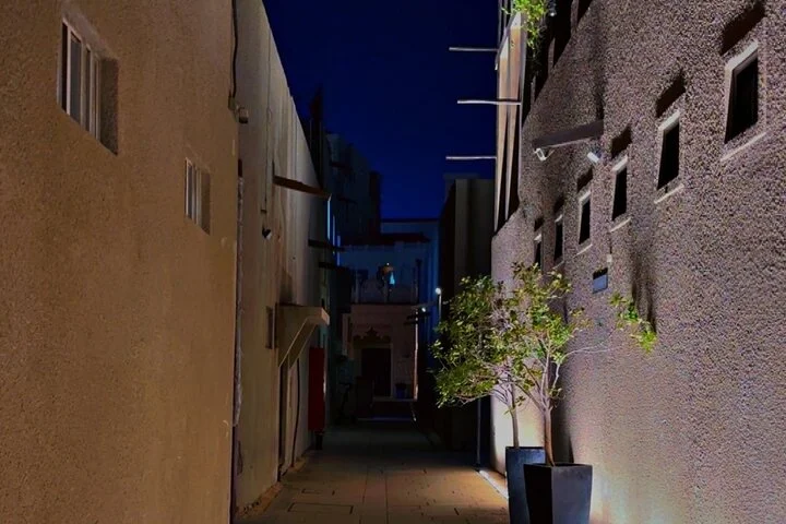 Dubai Old Town Walking Tour with Abra & Traditional Souks