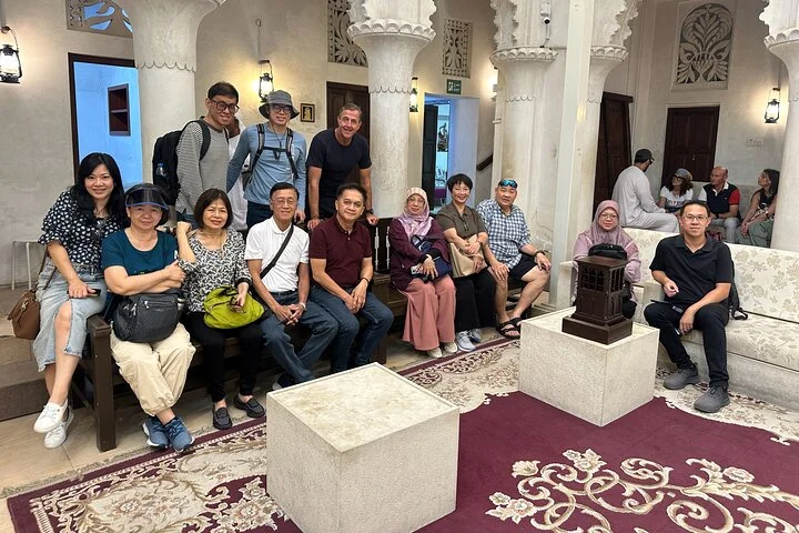 Dubai Old Town Walking Tour with Street Food Tastings