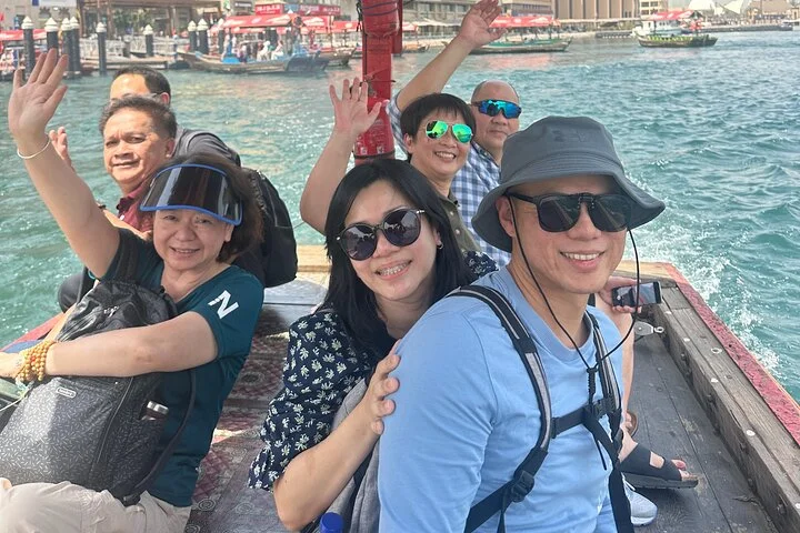 Dubai Old Town Walking Tour with Street Food Tastings