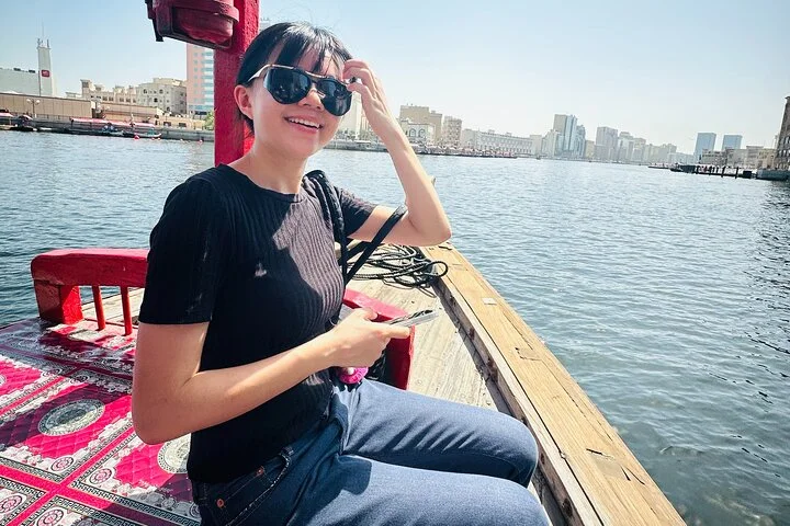 Dubai Old Town Walking Tour with Street Food Tastings