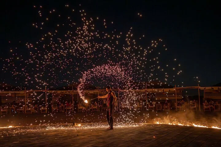 Dubai Premium Red Dunes Safari, Camels & 5* BBQ at Al Khayma Camp