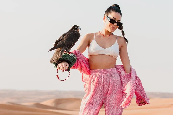 Dubai Premium Sunset Red Dune Desert Safari with BBQ & Lives how