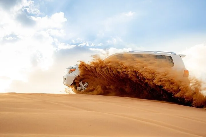 Dubai Premium Sunset Red Dune Desert Safari with BBQ & Lives how
