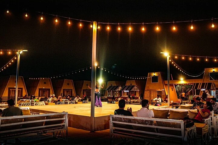 Dubai Premium Sunset Red Dune Desert Safari with BBQ & Lives how