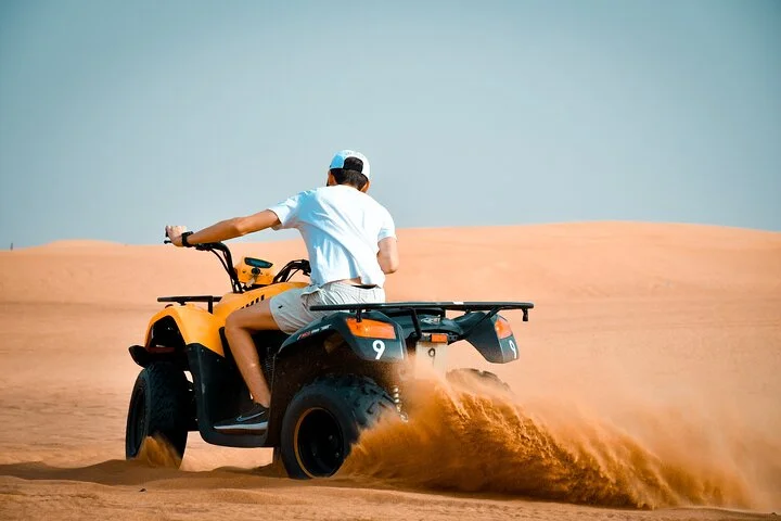 Dubai Premium Sunset Red Dune Desert Safari with BBQ & Lives how