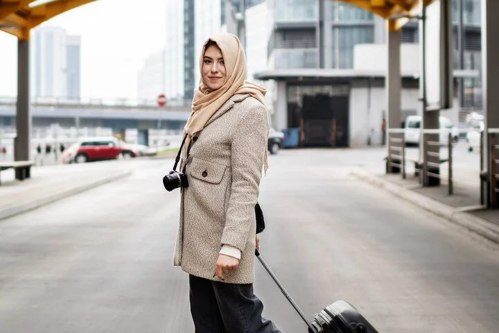 Dubai: Private Airport Transfer to Hotel