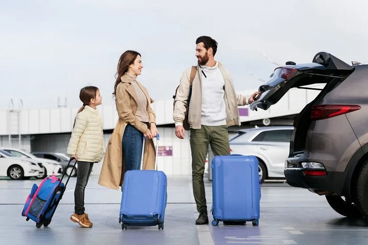 Dubai: Private Airport Transfer to Hotel