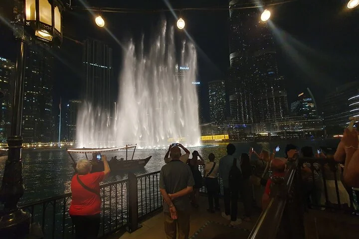 Dubai Private Layover Tour with Round-Trip Airport Transfers