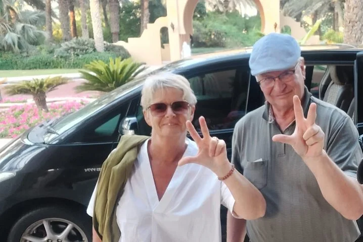 Dubai Private Layover Tour with Round-Trip Airport Transfers