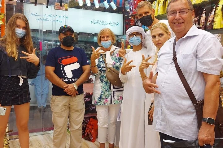 Dubai Private Layover Tour with Round-Trip Airport Transfers