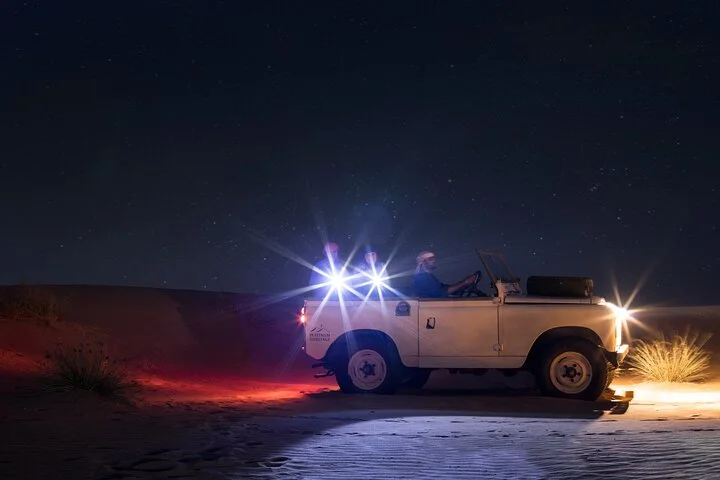 Dubai: Private Night Vintage Land Rover Safari and Astronomy