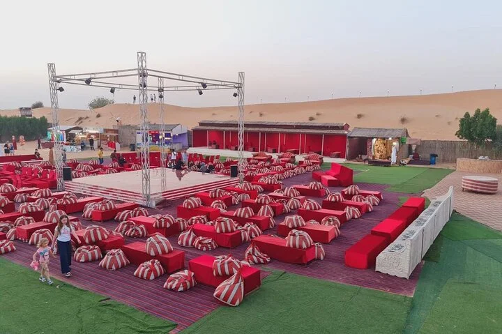 Dubai Red Dune Desert Safari With Buffet Dinner