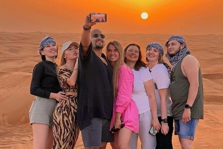 Dubai Red Dune Desert Safari With Buffet Dinner