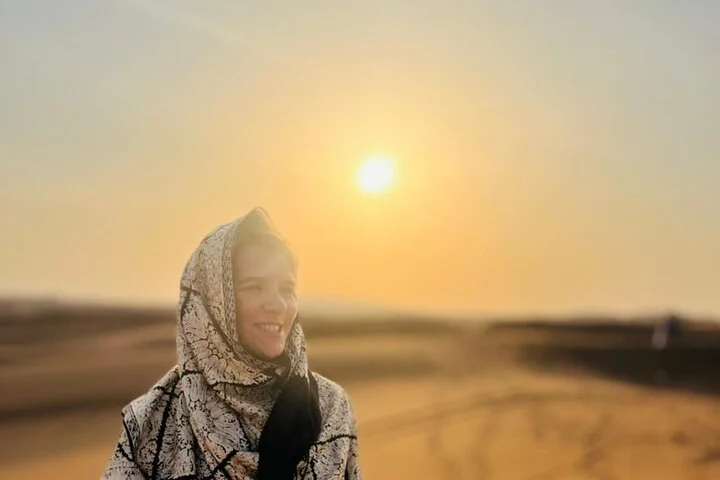 Dubai Red Dune Desert Safari with Camel Ride & BBQ Dinner