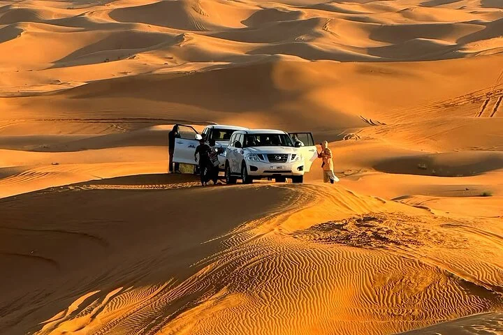 Dubai Red Dune Desert Safari with Dinner, Live show and much more