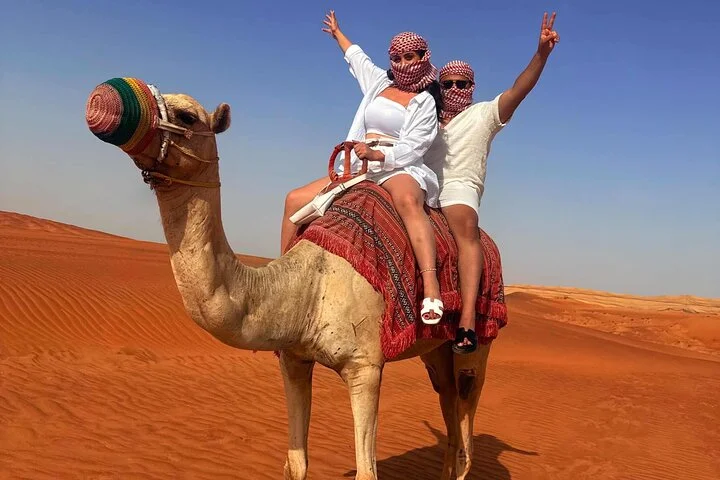 Dubai: Red Dunes, Sandsurf, Camel Ride, BBQ Dinner at Desert Camp