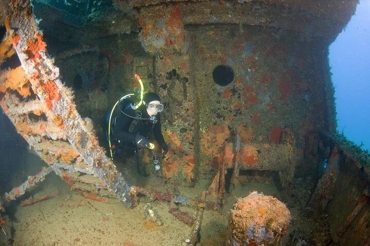 Dubai Scuba Diving Private Trip Experience