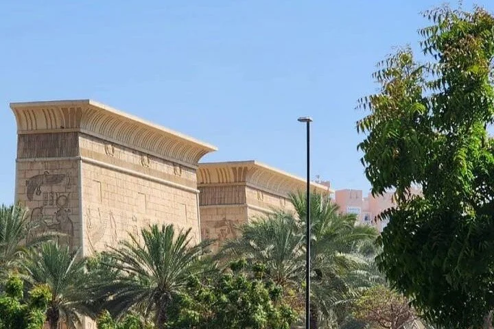 Dubai: Shopping Tour to Ibn Battuta Mall