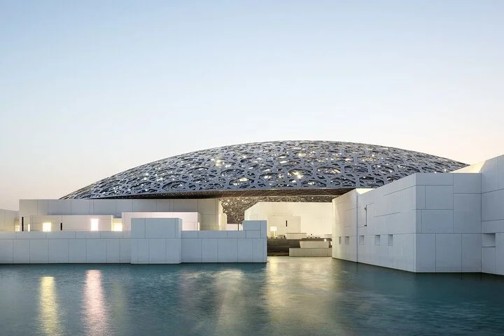 Dubai to Abu Dhabi Private Tour with Grand Mosque and Louvre