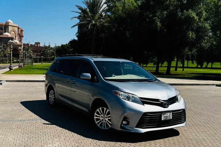 Dubai to Abu Dhabi Private Transfer – One Way & Return