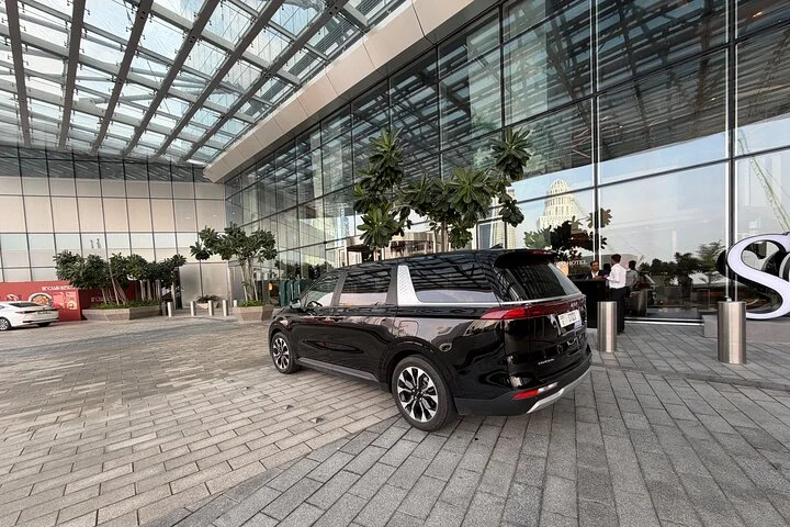 Dubai to Abu Dhabi Private Transfer – One Way & Return