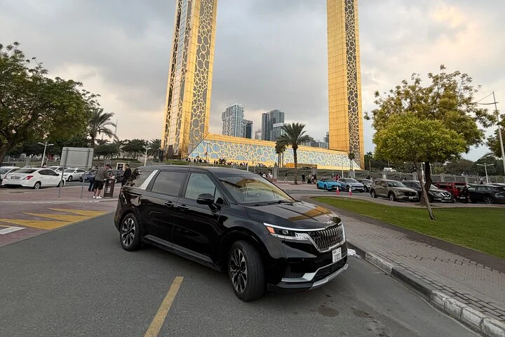 Dubai to Abu Dhabi Private Transfer – One Way & Return