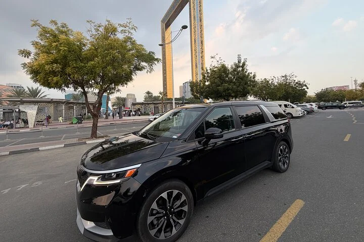 Dubai to Abu Dhabi Private Transfer – One Way & Return